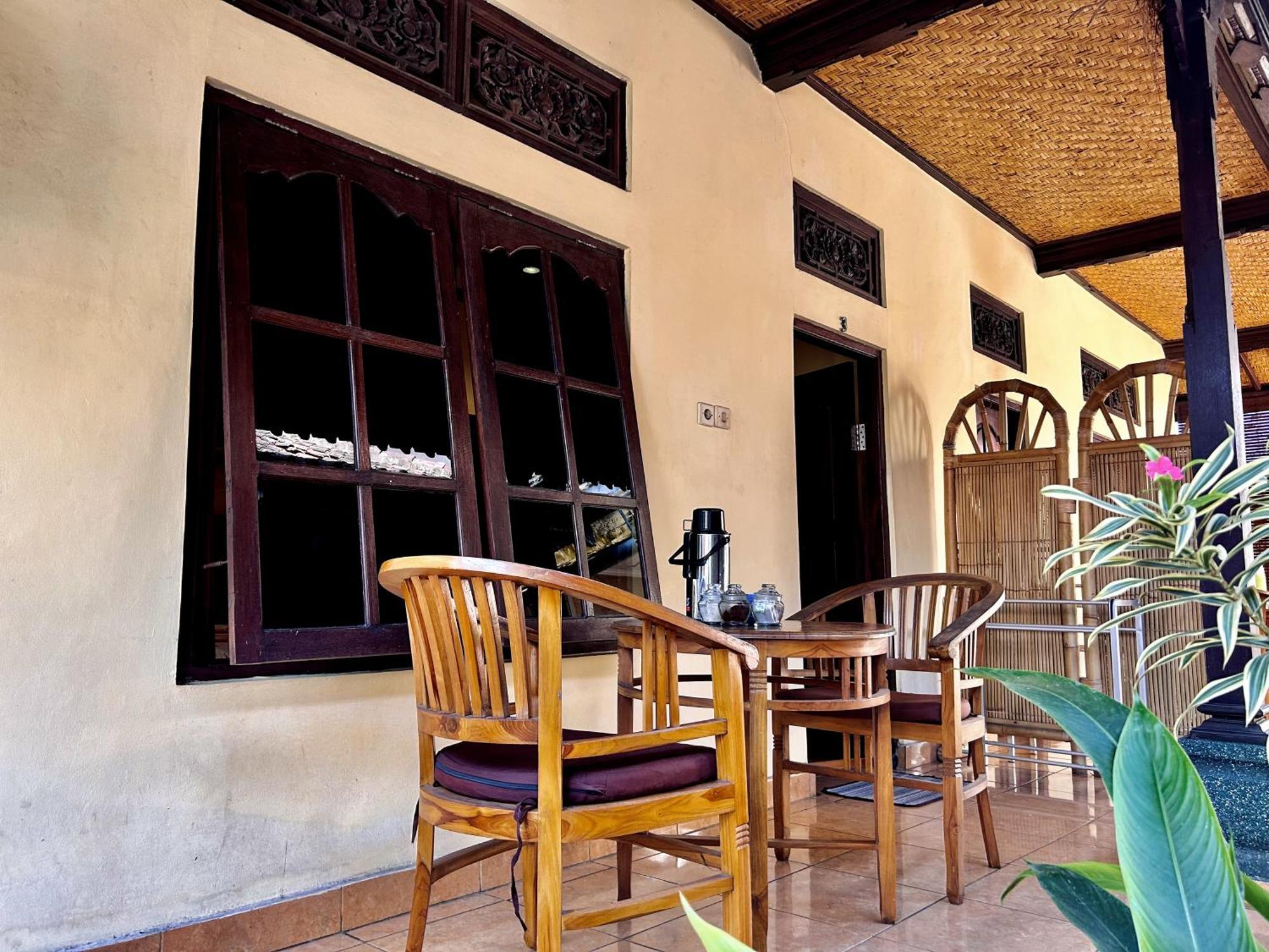 Gasthuis Wirya House *